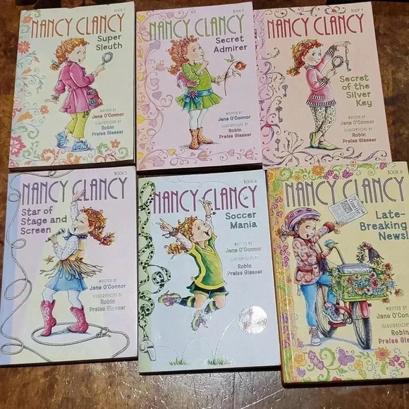 Nancy Clancy set of 6 books - Picture 2 of 8